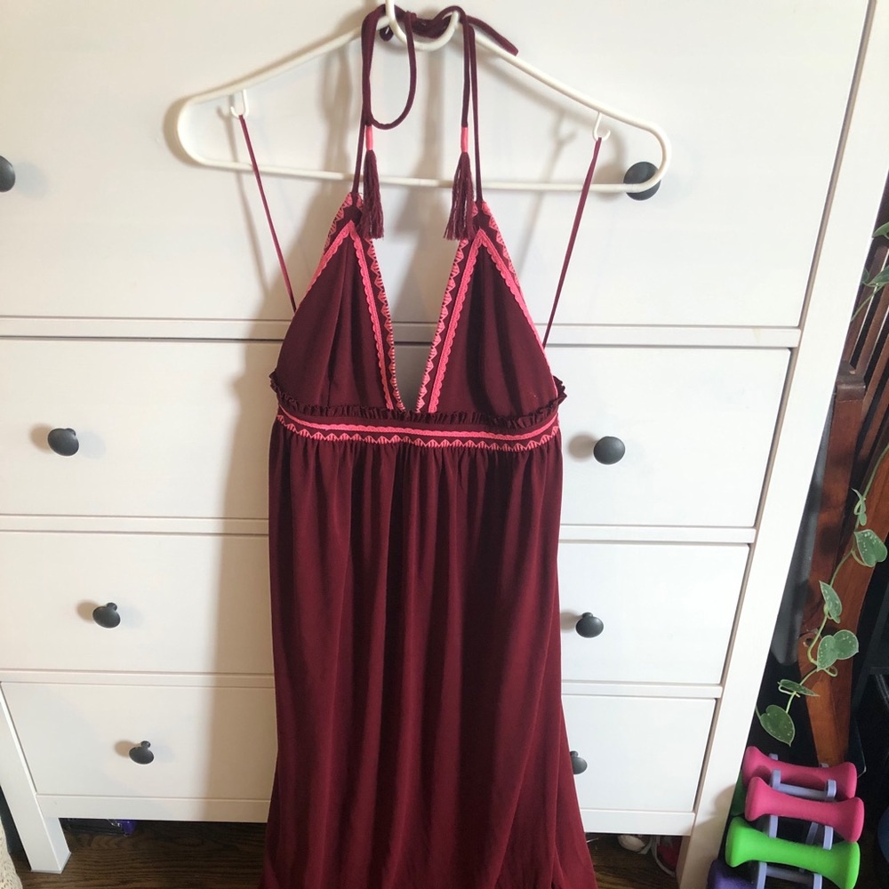NWT Maroon triangle top maxi dress